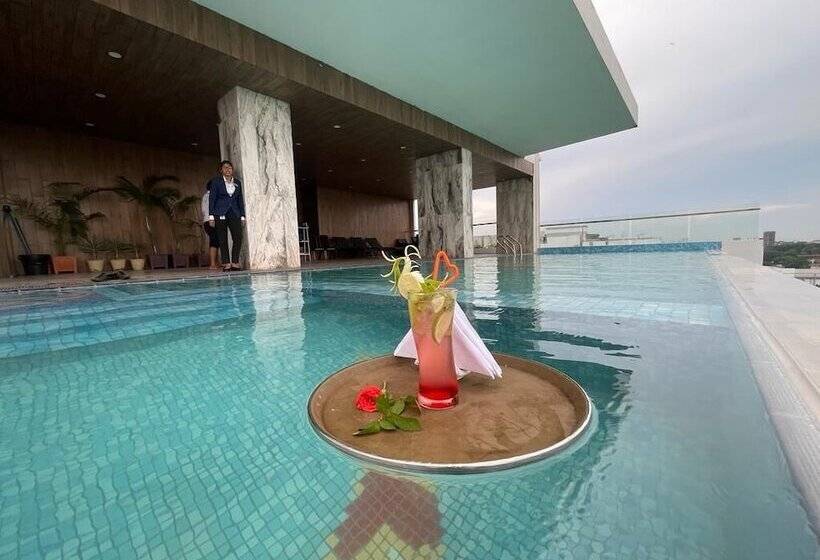 فندق Grand River View