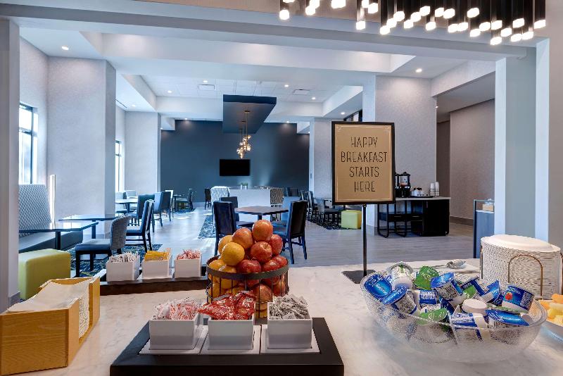 فندق Hampton Inn & Suites By Hilton Burlington Toronto