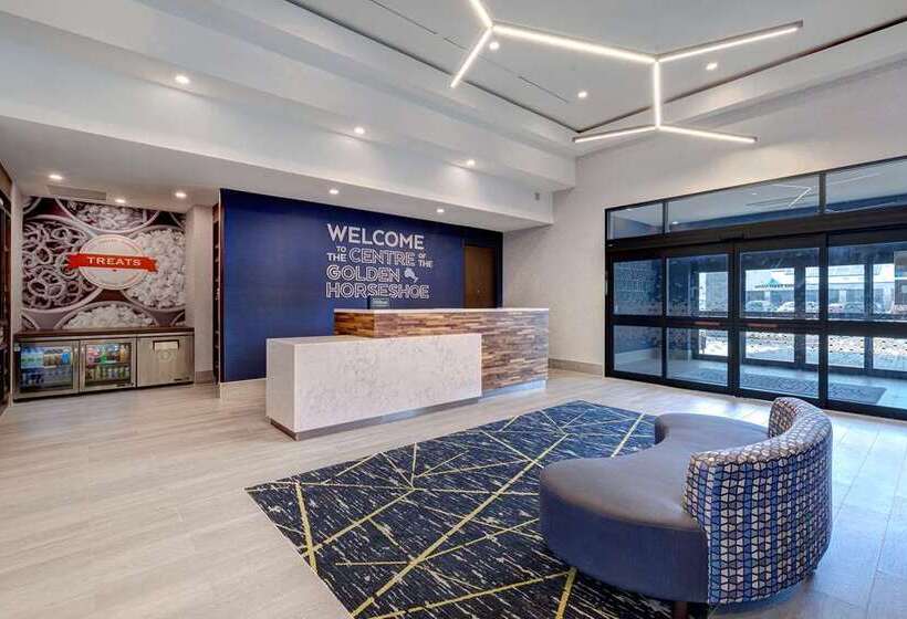 בית מלון כפרי Hampton Inn & Suites By Hilton Burlington Toronto