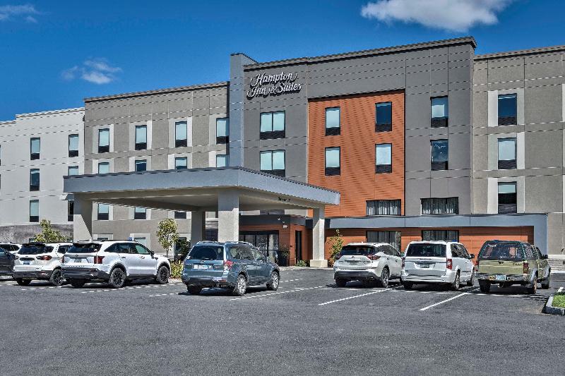 هتل Hampton Inn & Suites Keene