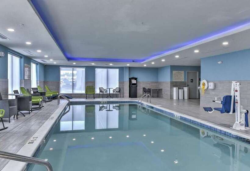 هتل Hampton Inn & Suites Keene