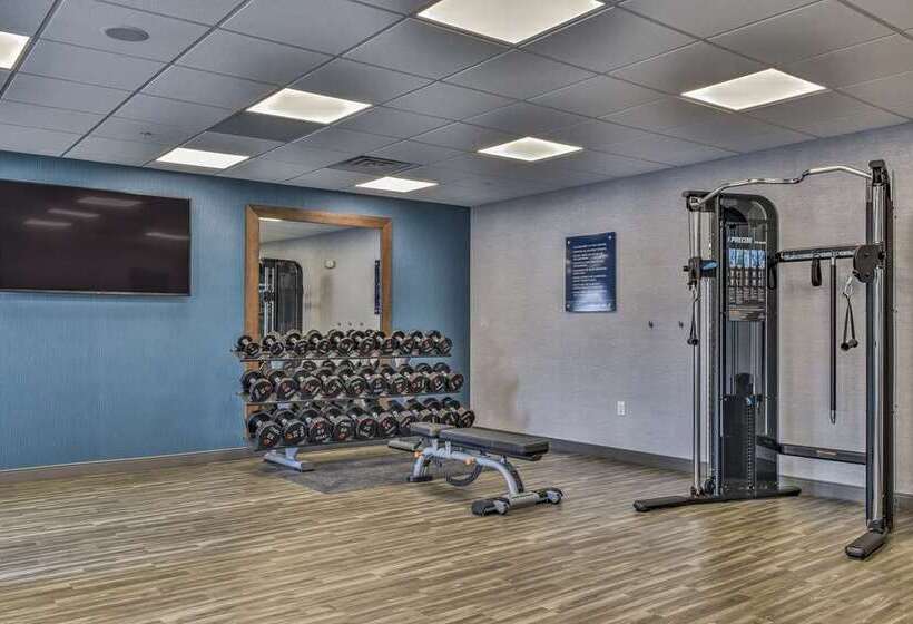 هتل Hampton Inn & Suites Keene