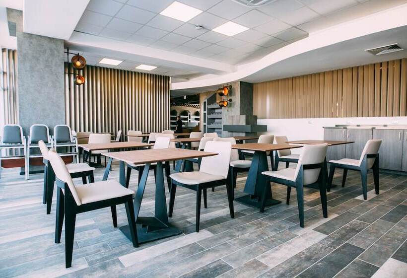 هتل Hw High Wellness