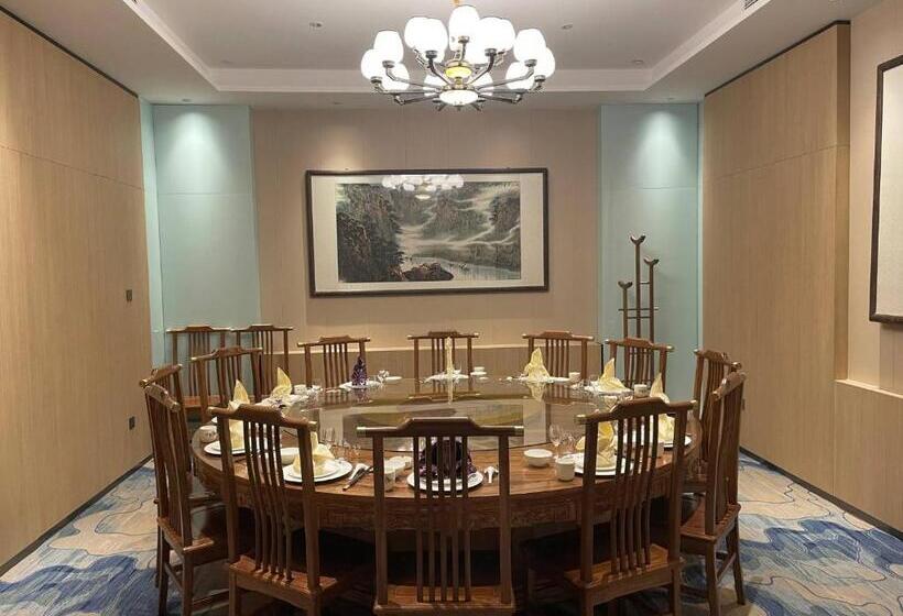 هتل Holiday Inn Express Jinan Airport Zone, An Ihg