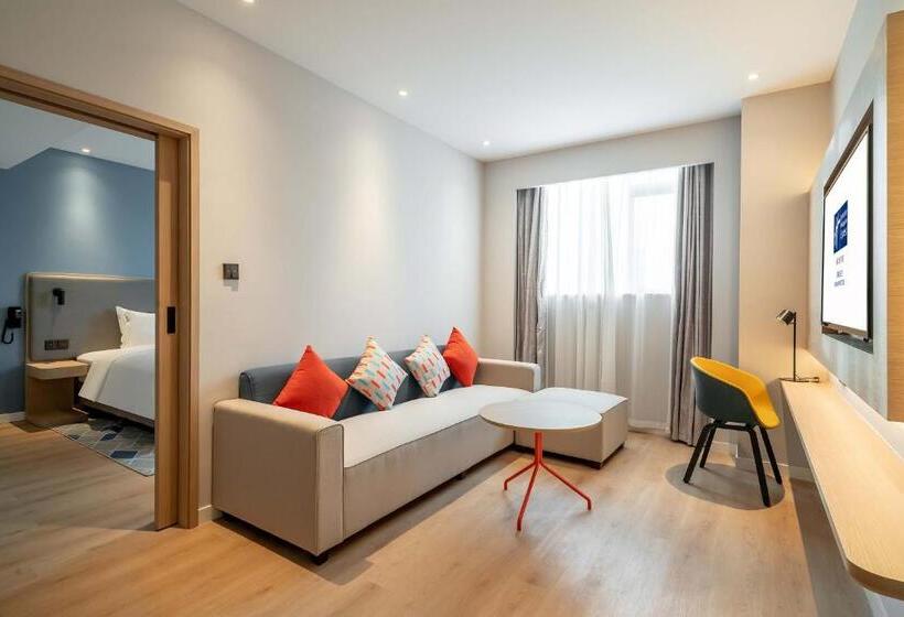 هتل Holiday Inn Express Jinan Airport Zone, An Ihg