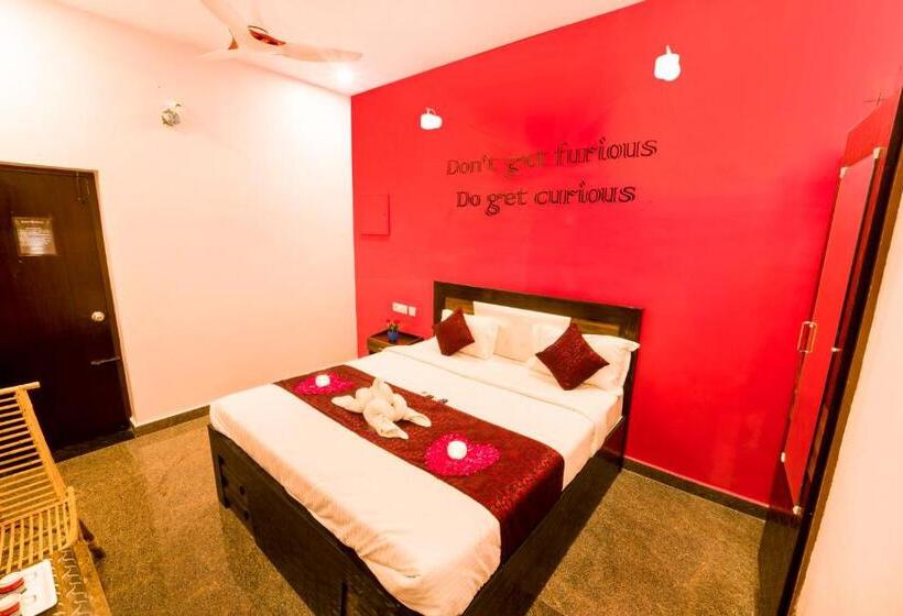 בית מלון כפרי Jeyam Residency