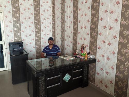 酒店 Oyo 82476 Royal Garden