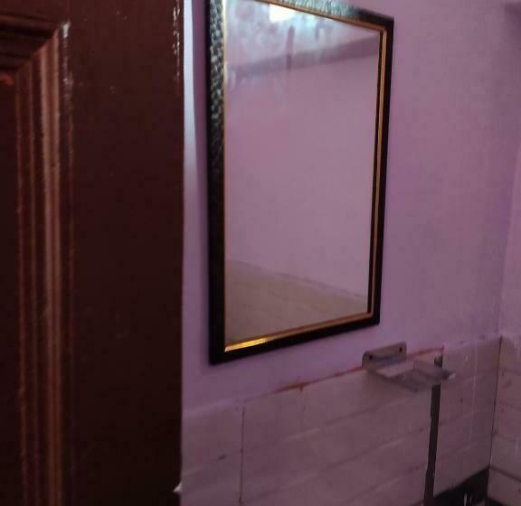 Отель Oyo 82476 Royal Garden