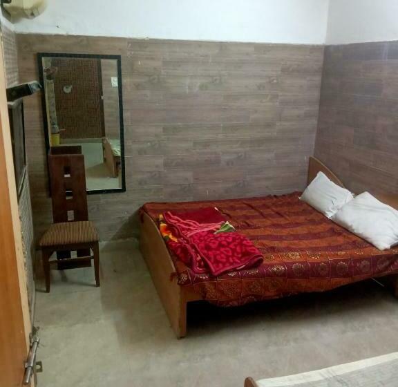 호텔 Oyo 82615 Hotal Celebration