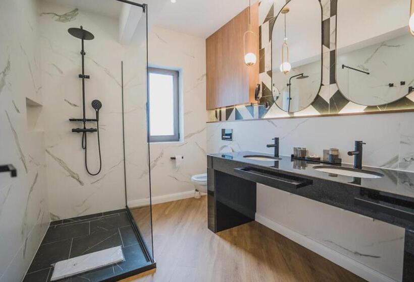 Отель Panoramic Colibita