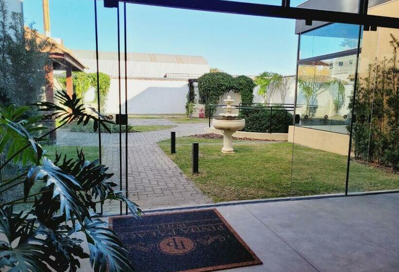 فندق Pinda Palace