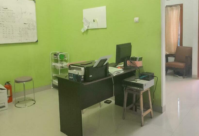 هتل Pondokan Cempaka Cirebon Redpartner