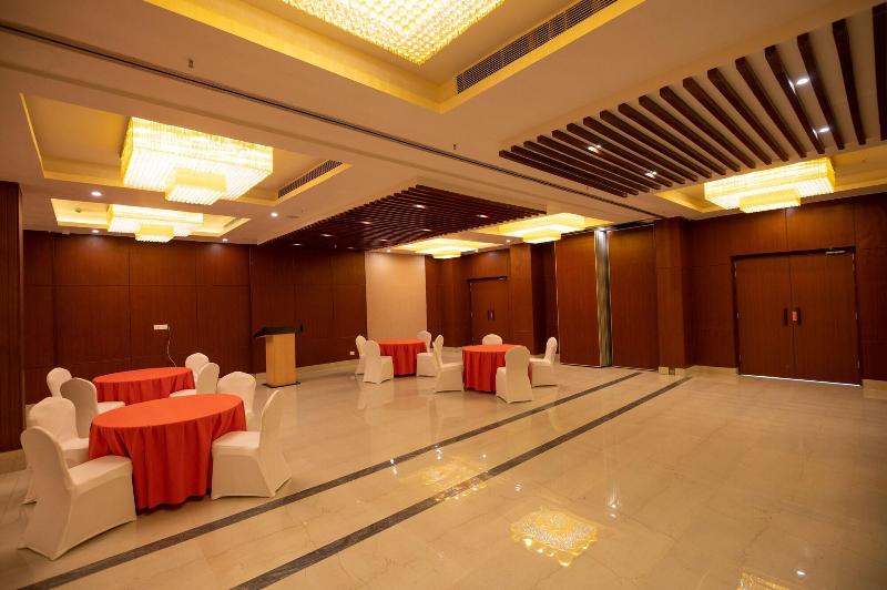 בית מלון כפרי Pushkara Sarovar Portico