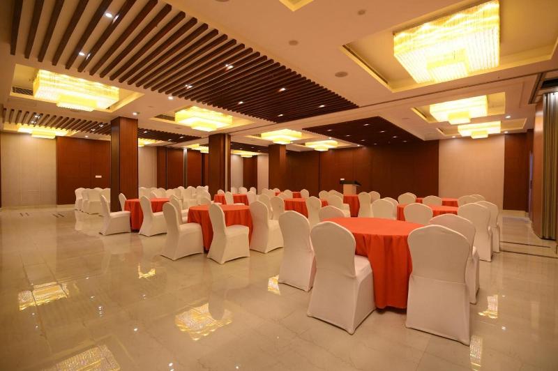 בית מלון כפרי Pushkara Sarovar Portico