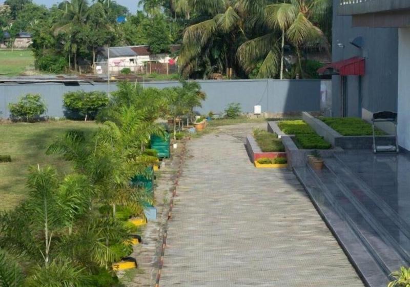 בית מלון כפרי Pushkara Sarovar Portico