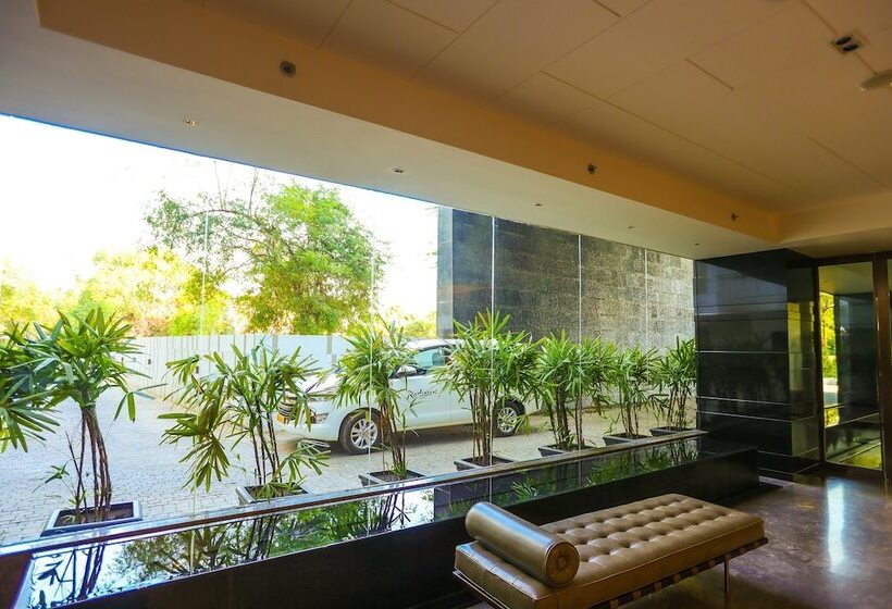 ホテル Radisson Bhopal