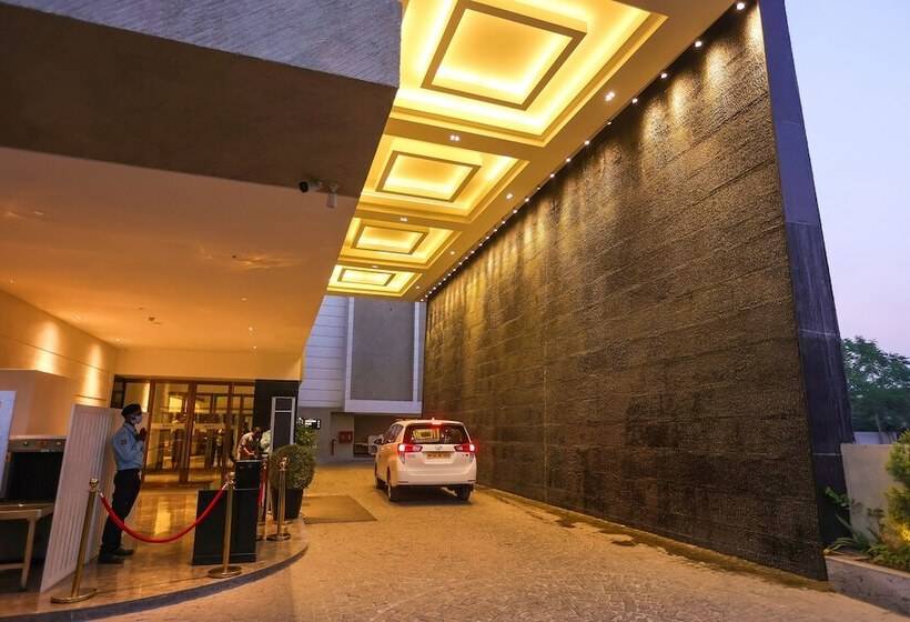 ホテル Radisson Bhopal