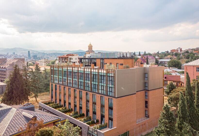 هتل Ramada By Wyndham Tbilisi Old City