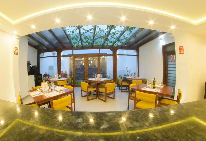 Reec Latacunga By Oro Verde Hotels