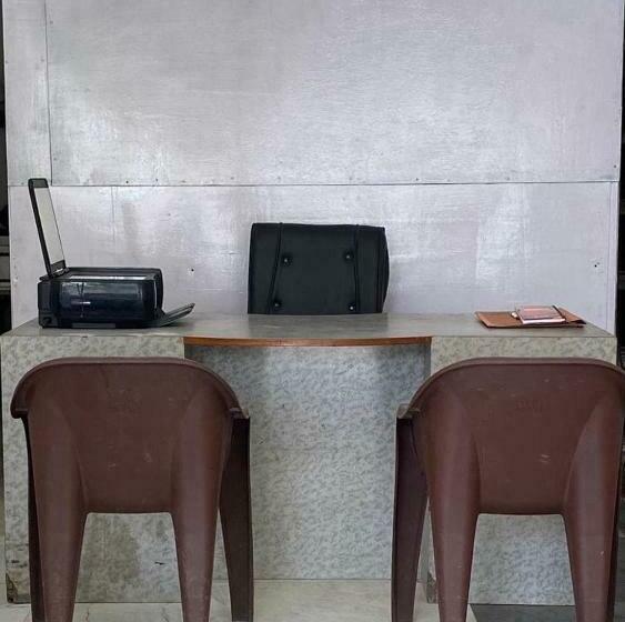 فندق Spot On 82192 Chint Guest House