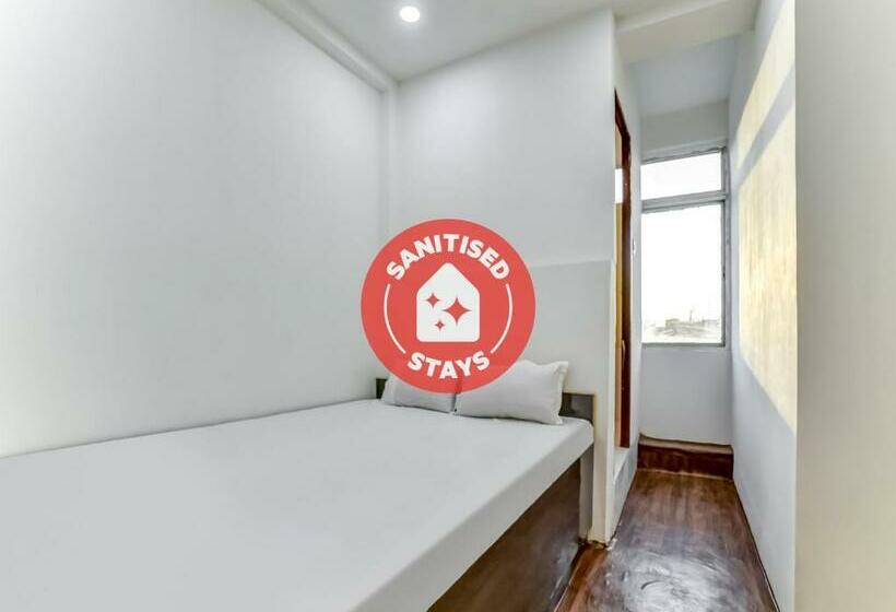 בית מלון כפרי Spot On Plaza Guest House