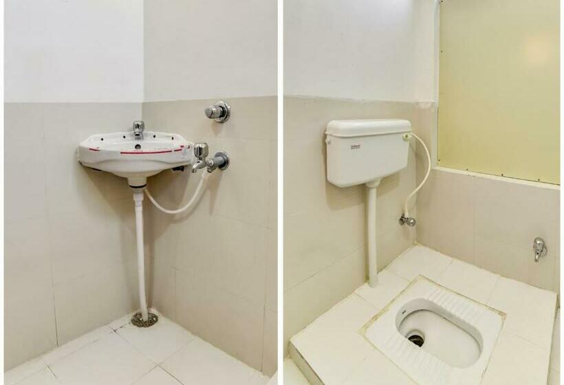 בית מלון כפרי Spot On Plaza Guest House