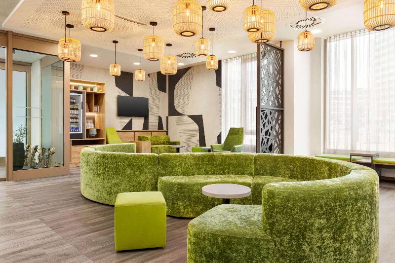 هتل Super 8 By Wyndham Chemnitz
