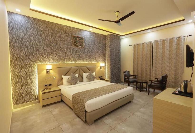 فندق The Bodhi Palace Resort