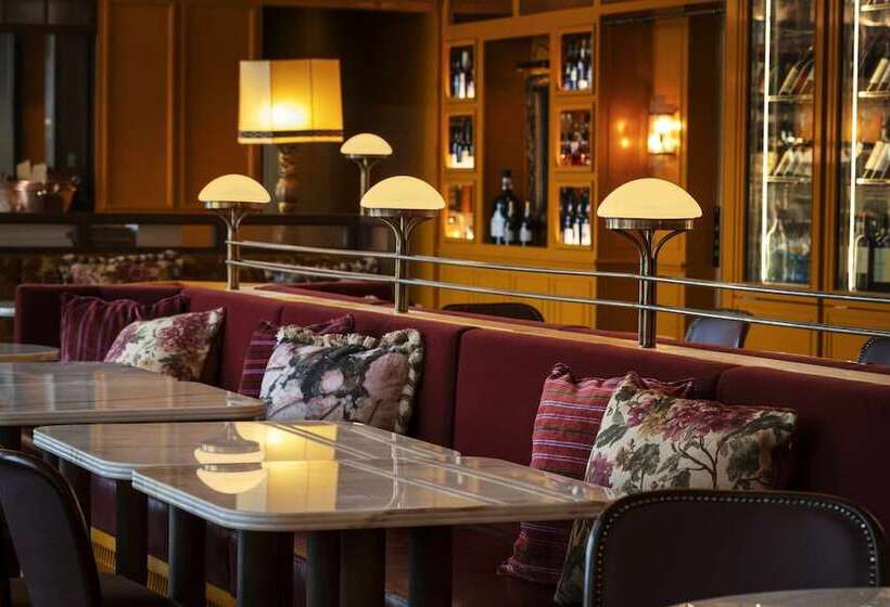 هتل The Ivens, Autograph Collection