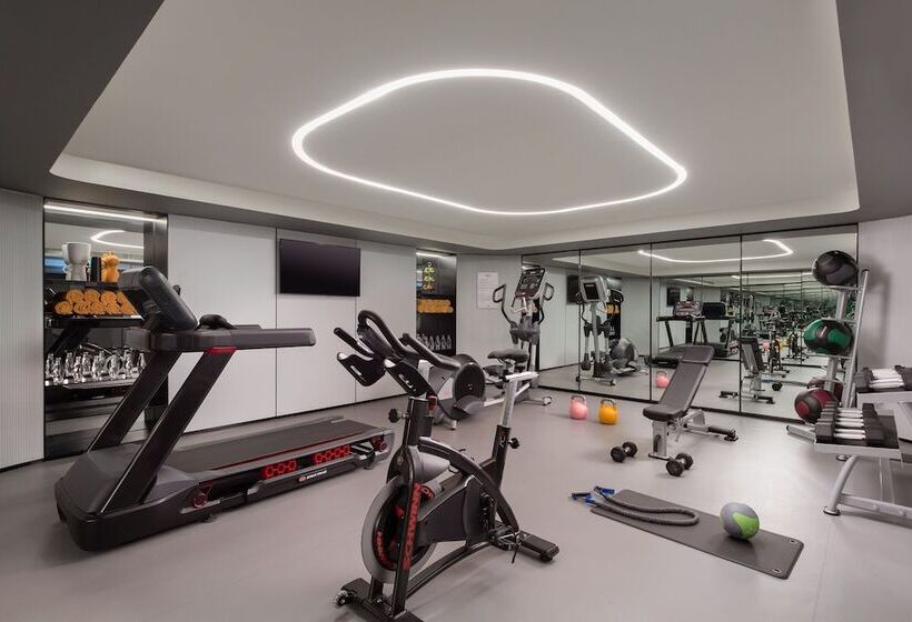 هتل The Ivens, Autograph Collection