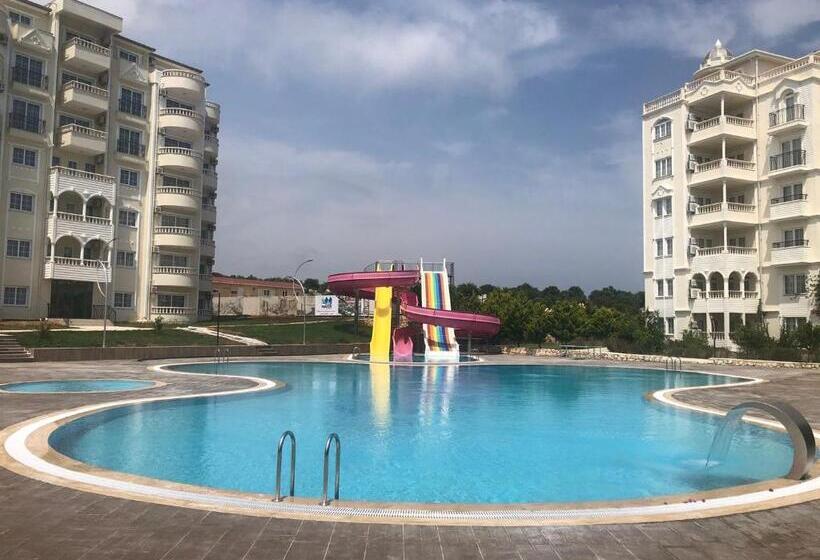 فندق Watercastle Suits