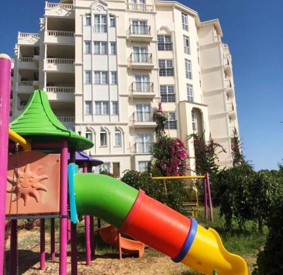 فندق Watercastle Suits