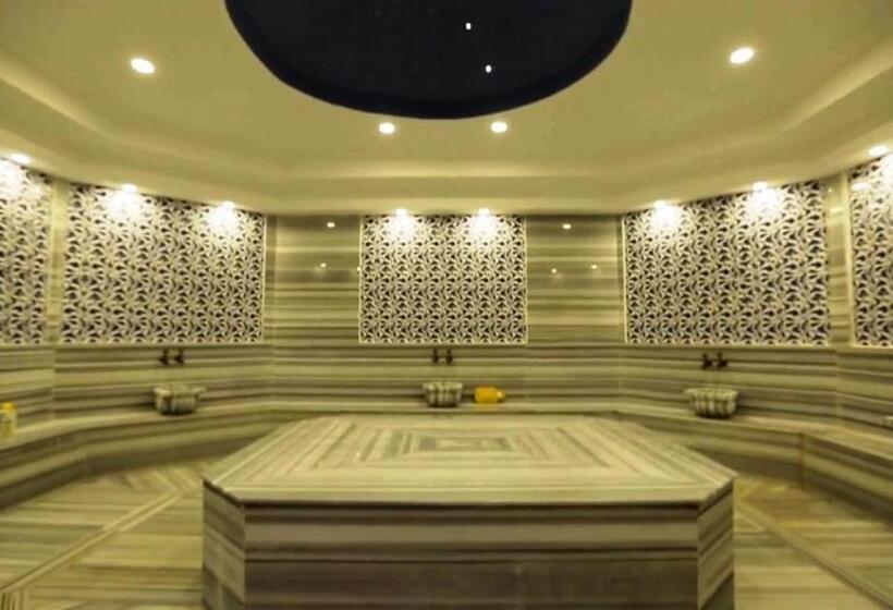 فندق Watercastle Suits