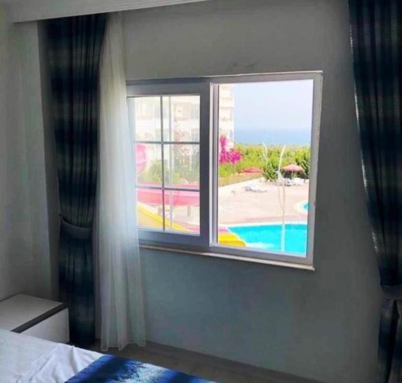 فندق Watercastle Suits