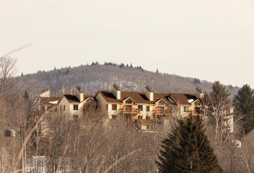 Mount Snow Lodging