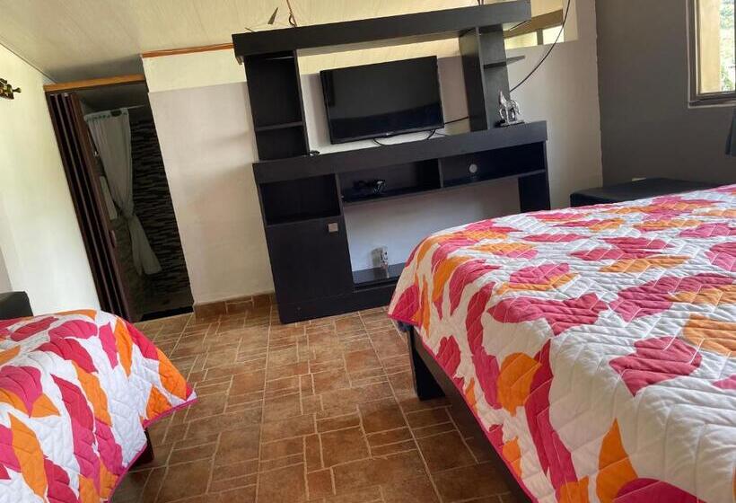 פנסיון Cabaña Campestre Miraluna