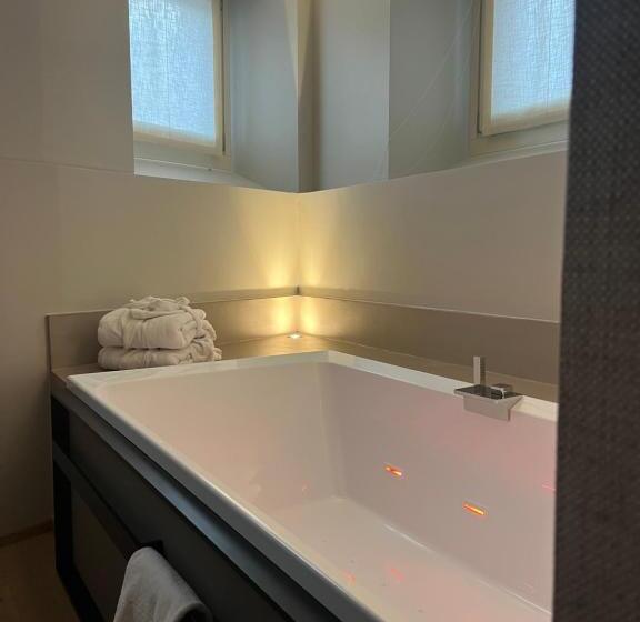 פנסיון Civiico