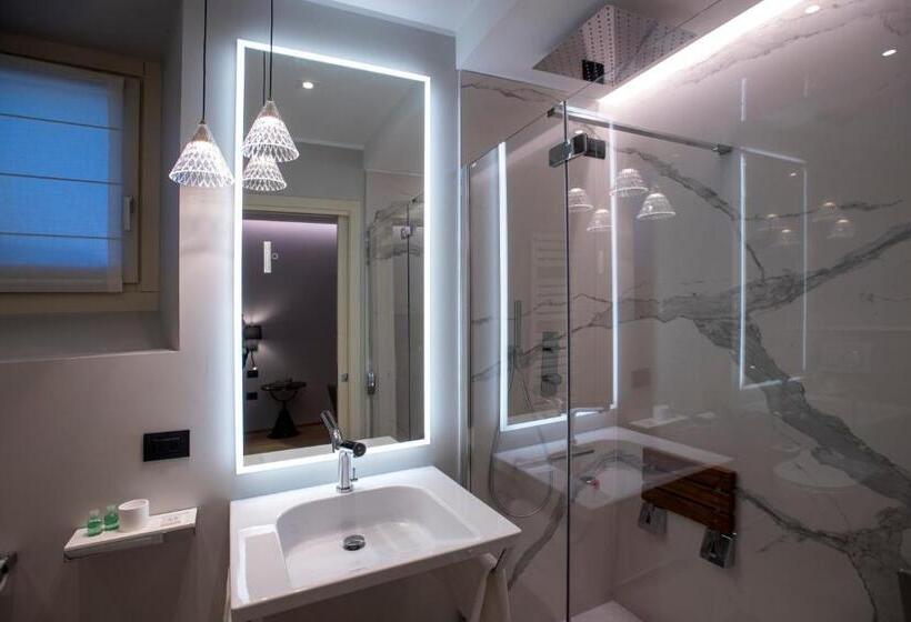 פנסיון Civiico