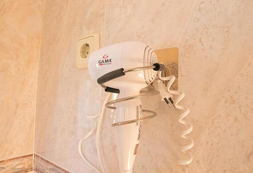 پانسیون Hostal Casa Rural Rosa Nonna