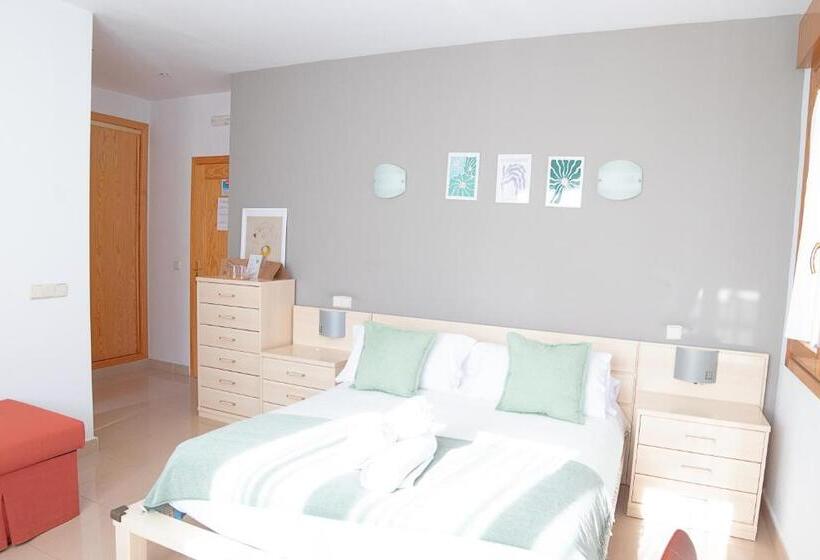 پانسیون Hostal Casa Rural Rosa Nonna