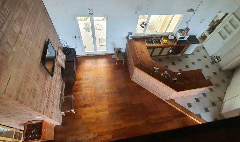 بنسيون La Veleta