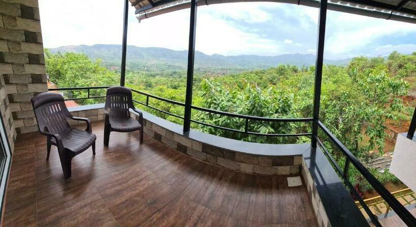 פנסיון Machan Villa