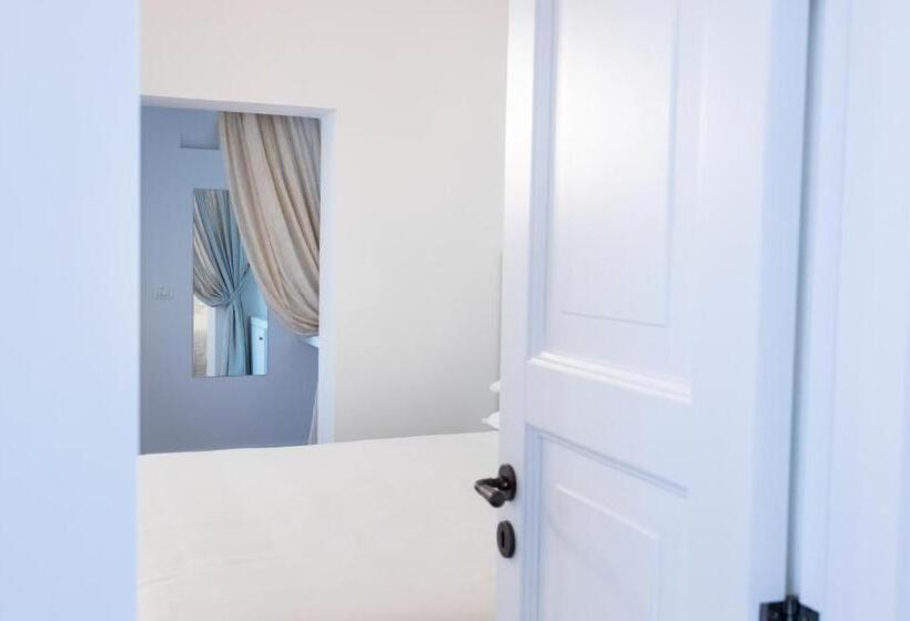پانسیون Riflessi Acireale Palace Suites