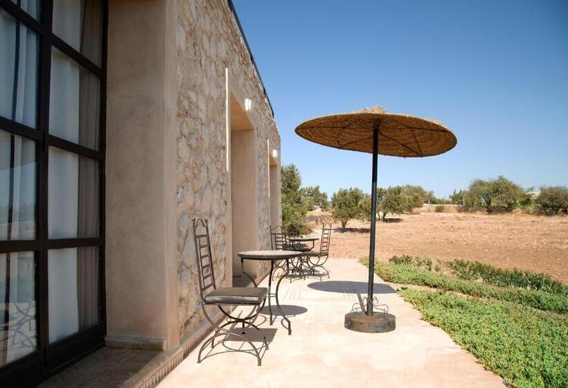 پانسیون Tassourt Lodge