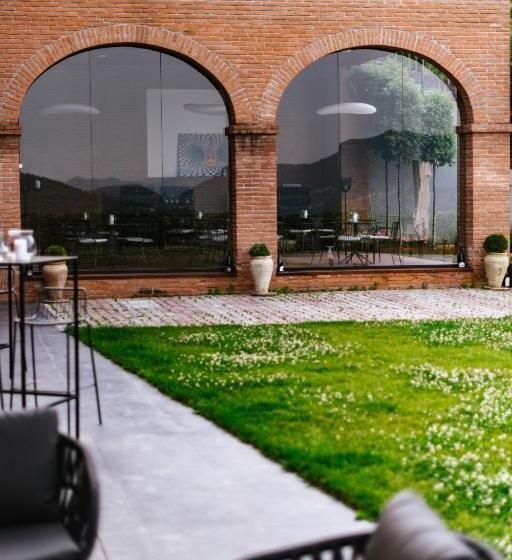 منتجع Agriturismo Podere Cavaga Lago D Iseo Agribio Winery