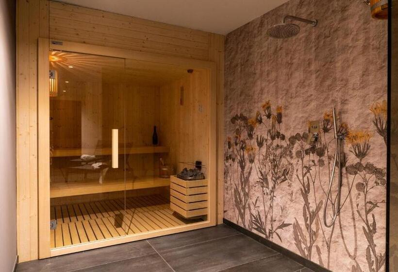 منتجع Agriturismo Podere Cavaga Lago D Iseo Agribio Winery