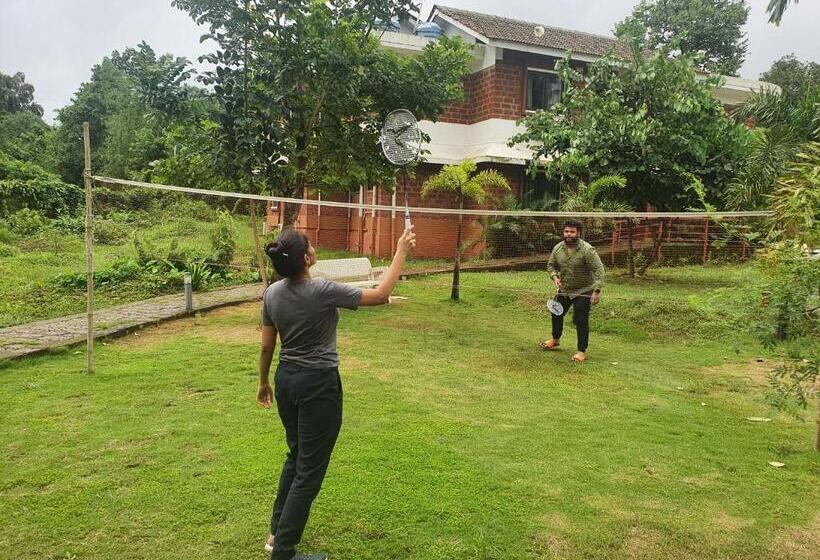 منتجع Sarth Ayurveda Retreat And Wellness Centre