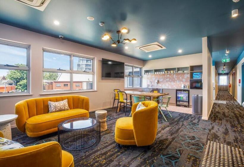 Royal Hotel By Nightcap Social