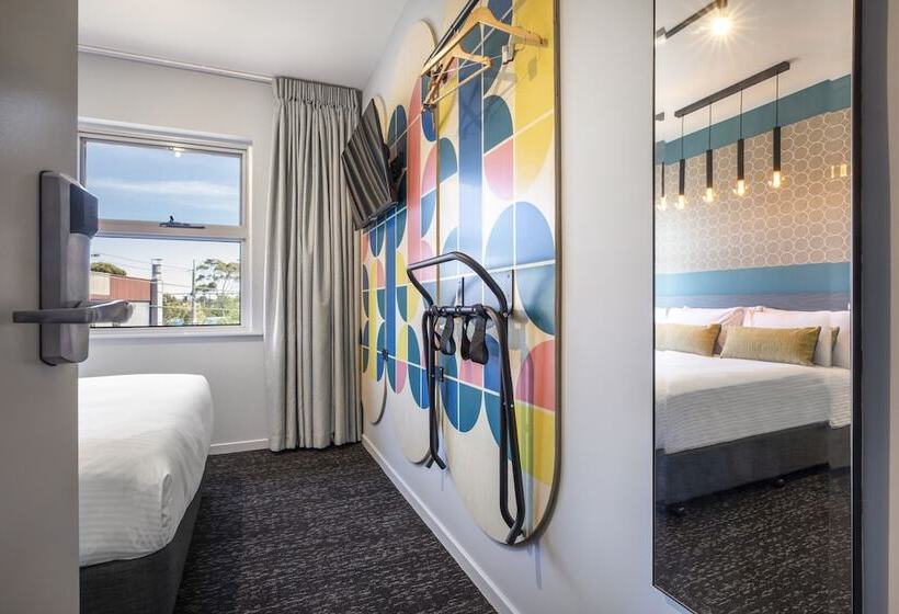 Royal Hotel By Nightcap Social