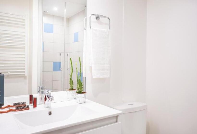 Sejours & Affaires Paris Bagnolet